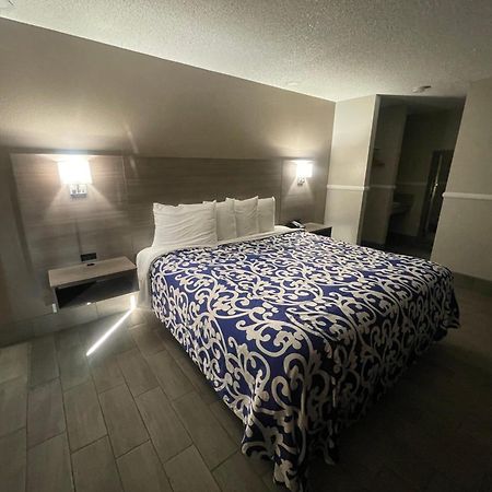 Simplestay Suites - Downtown San Bernardino Dış mekan fotoğraf