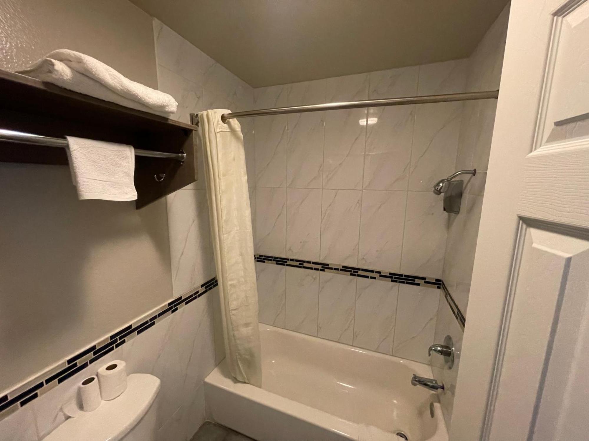 Simplestay Suites - Downtown San Bernardino Dış mekan fotoğraf