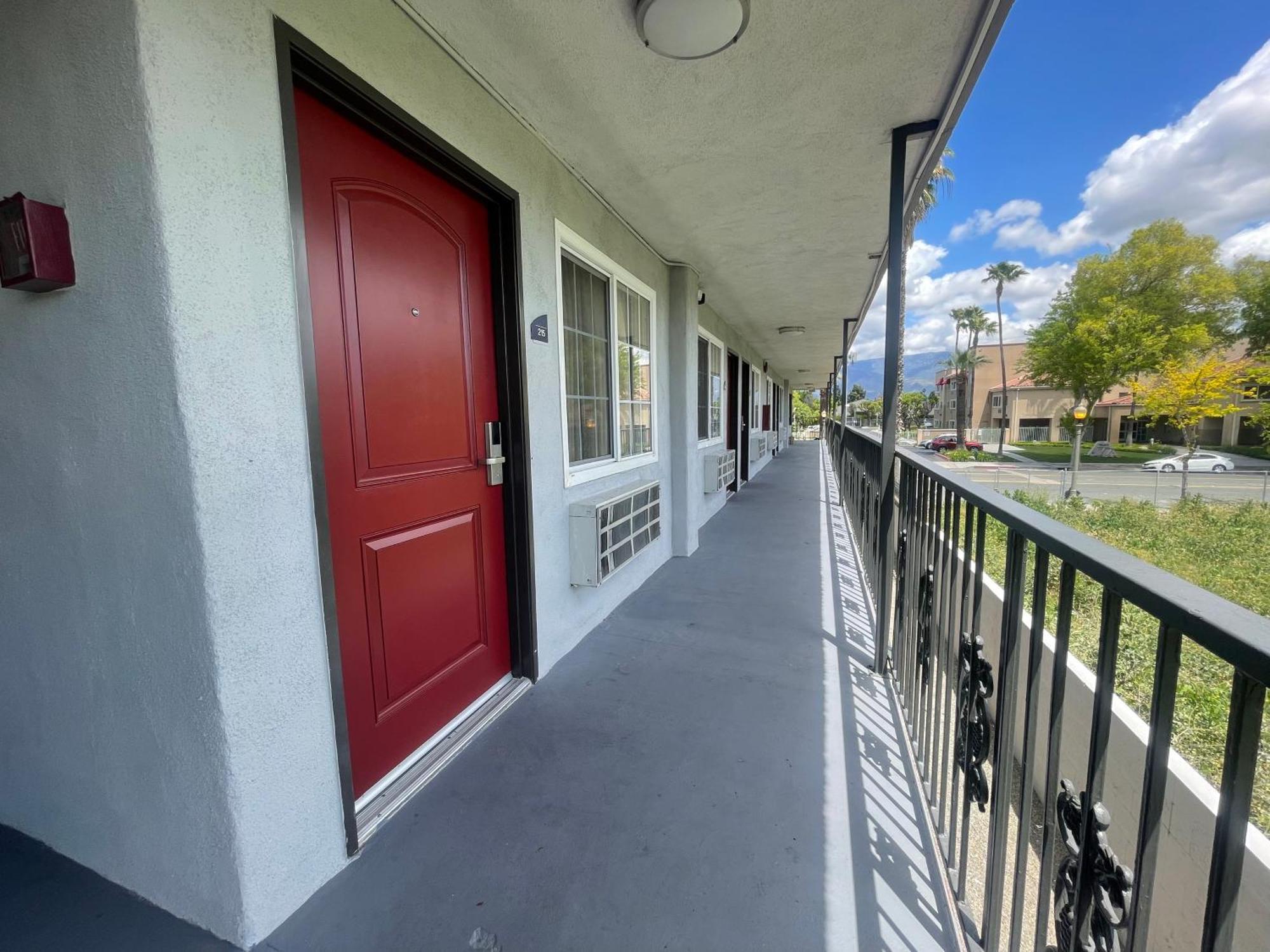Simplestay Suites - Downtown San Bernardino Dış mekan fotoğraf
