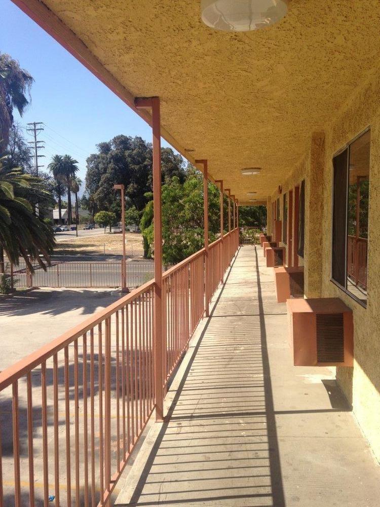 Economy Inn San Bernardino Dış mekan fotoğraf