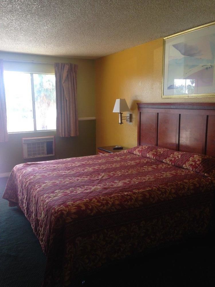 Simplestay Suites - Downtown San Bernardino Dış mekan fotoğraf