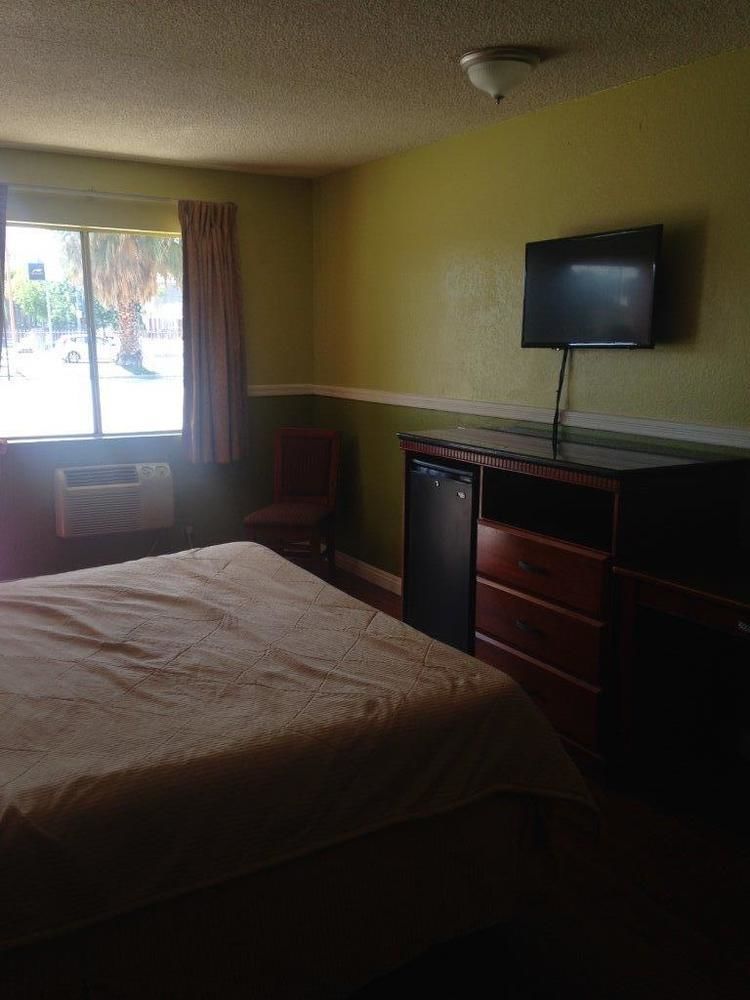 Simplestay Suites - Downtown San Bernardino Dış mekan fotoğraf